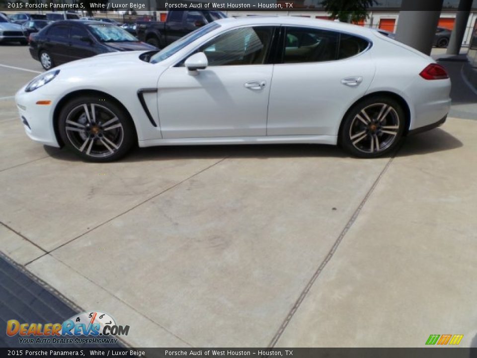White 2015 Porsche Panamera S Photo #4