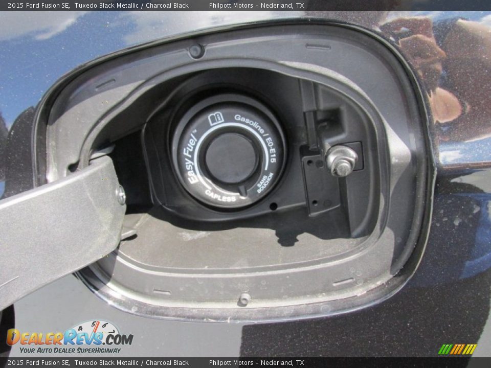 2015 Ford Fusion SE Tuxedo Black Metallic / Charcoal Black Photo #13