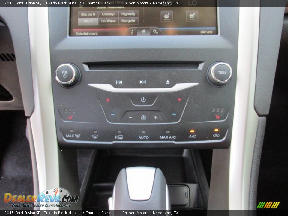 2015 Ford Fusion SE Tuxedo Black Metallic / Charcoal Black Photo #28