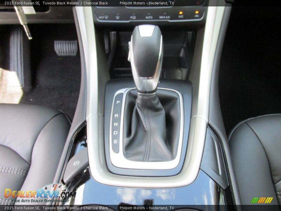 2015 Ford Fusion SE Tuxedo Black Metallic / Charcoal Black Photo #29