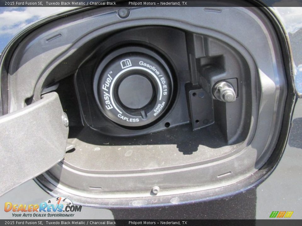 2015 Ford Fusion SE Tuxedo Black Metallic / Charcoal Black Photo #13