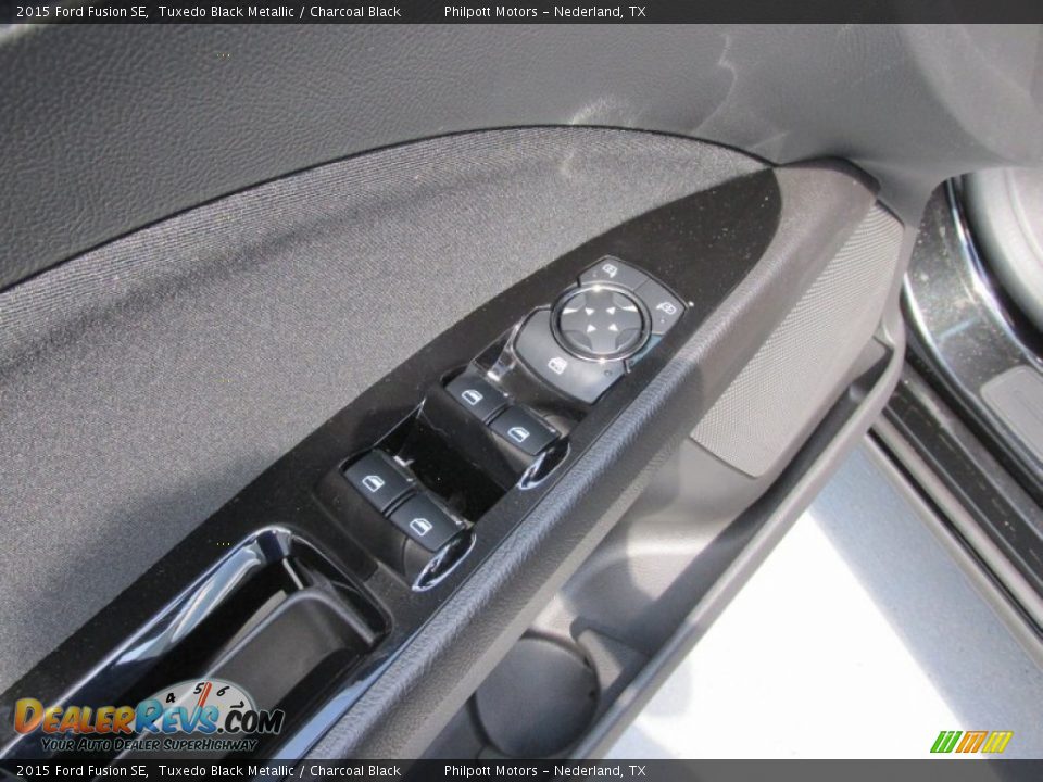 2015 Ford Fusion SE Tuxedo Black Metallic / Charcoal Black Photo #22