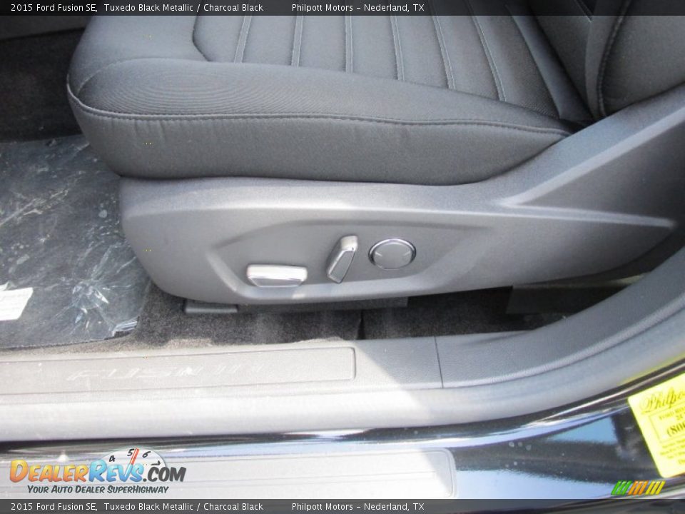 2015 Ford Fusion SE Tuxedo Black Metallic / Charcoal Black Photo #24