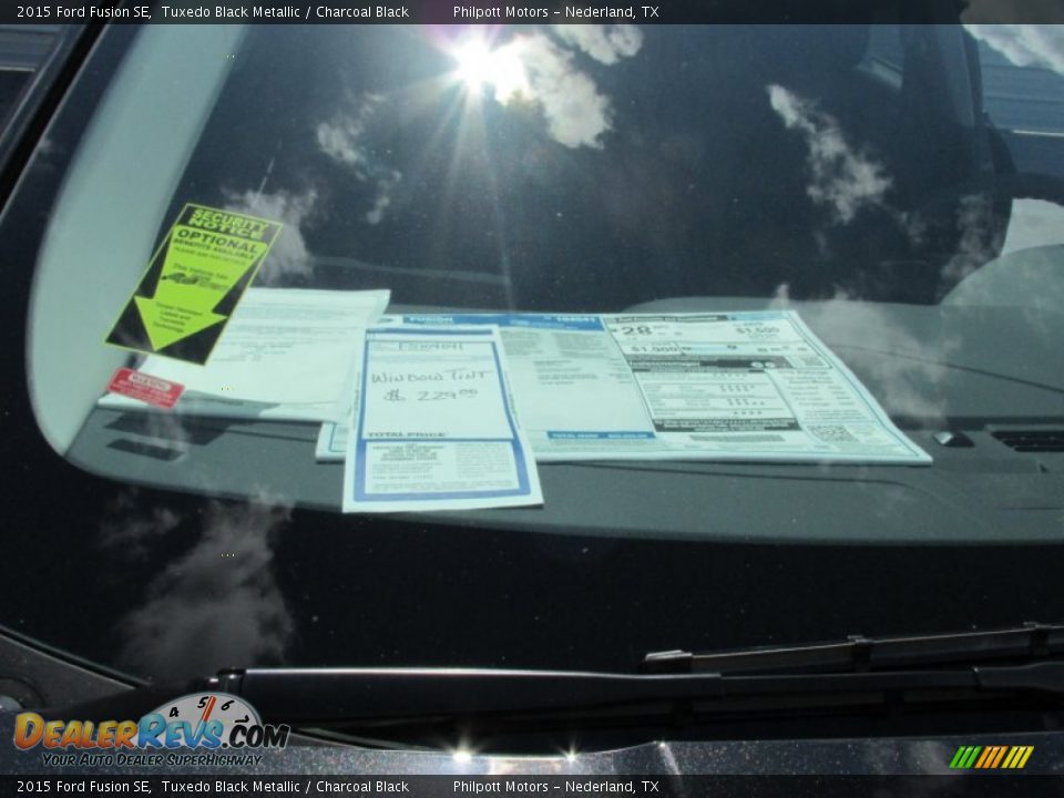 2015 Ford Fusion SE Tuxedo Black Metallic / Charcoal Black Photo #33