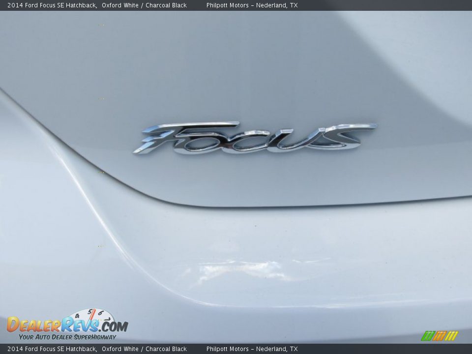 2014 Ford Focus SE Hatchback Oxford White / Charcoal Black Photo #13