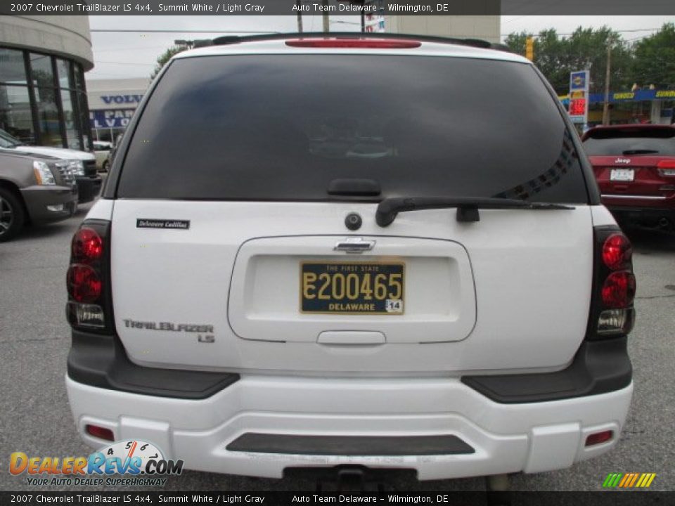 2007 Chevrolet TrailBlazer LS 4x4 Summit White / Light Gray Photo #5