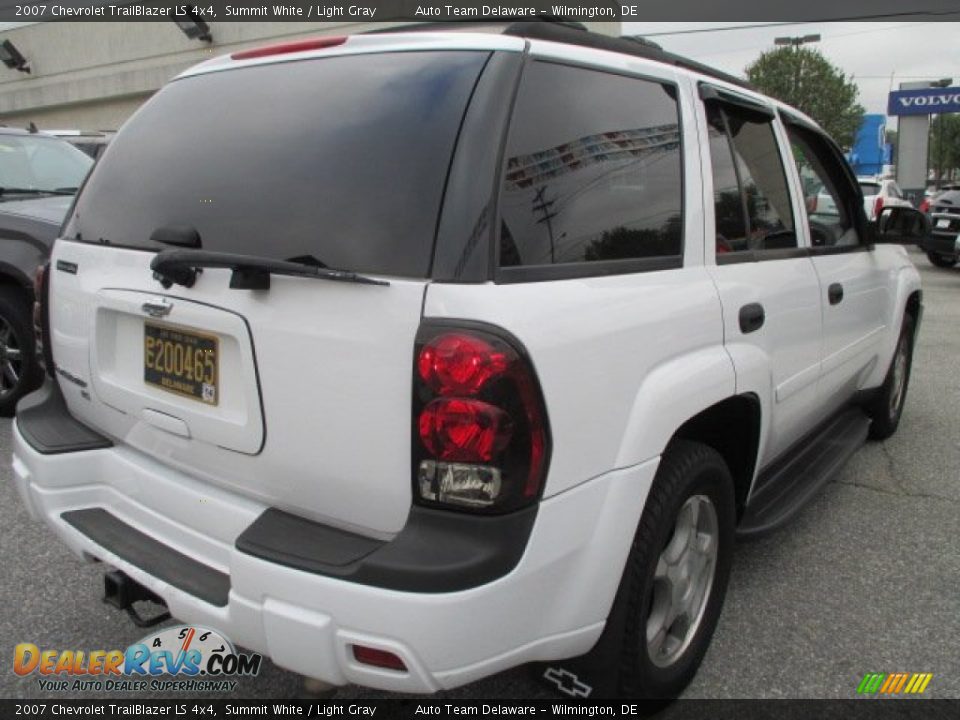 2007 Chevrolet TrailBlazer LS 4x4 Summit White / Light Gray Photo #6