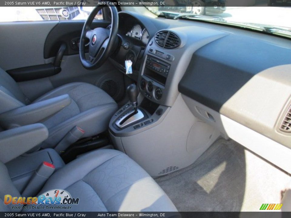 2005 Saturn VUE V6 AWD Pacific Blue / Gray Photo #16