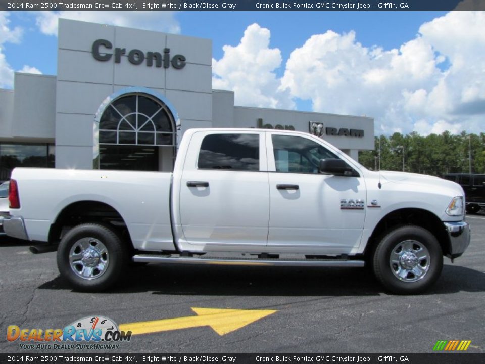 2014 Ram 2500 Tradesman Crew Cab 4x4 Bright White / Black/Diesel Gray Photo #8