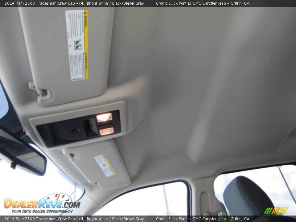2014 Ram 2500 Tradesman Crew Cab 4x4 Bright White / Black/Diesel Gray Photo #11