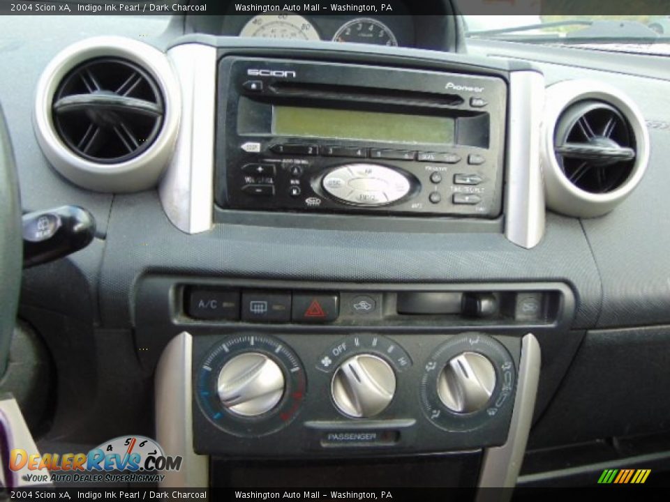 2004 Scion xA Indigo Ink Pearl / Dark Charcoal Photo #11
