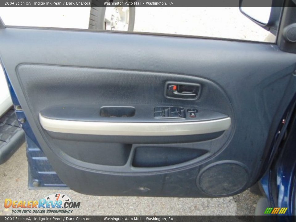 2004 Scion xA Indigo Ink Pearl / Dark Charcoal Photo #14