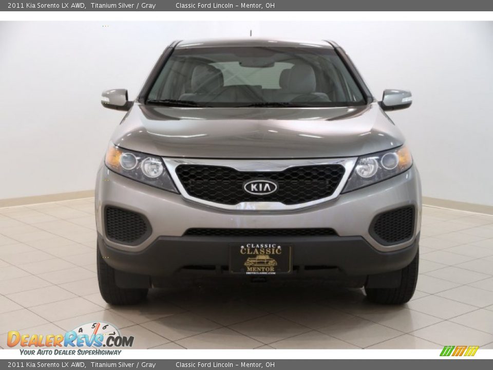 2011 Kia Sorento LX AWD Titanium Silver / Gray Photo #2