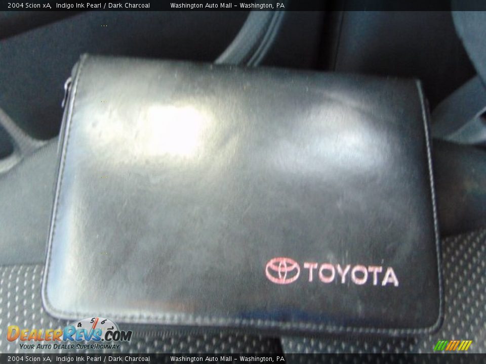 2004 Scion xA Indigo Ink Pearl / Dark Charcoal Photo #16