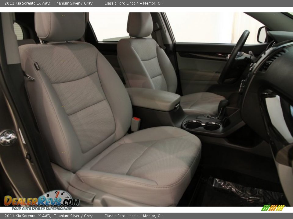 2011 Kia Sorento LX AWD Titanium Silver / Gray Photo #10