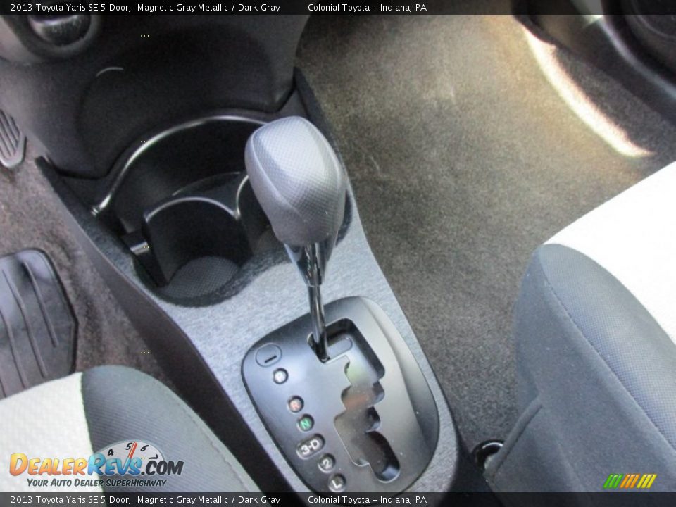 2013 Toyota Yaris SE 5 Door Magnetic Gray Metallic / Dark Gray Photo #16