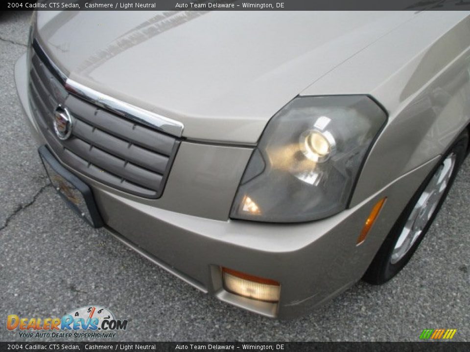 2004 Cadillac CTS Sedan Cashmere / Light Neutral Photo #27