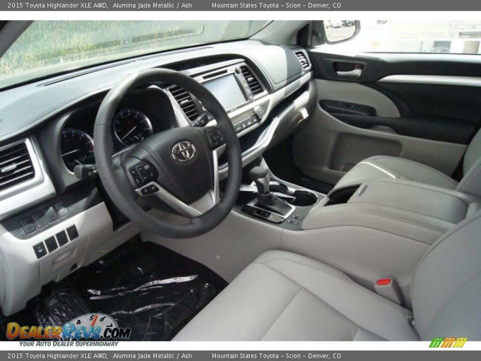 Ash Interior - 2015 Toyota Highlander XLE AWD Photo #5