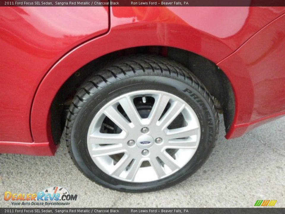 2011 Ford Focus SEL Sedan Sangria Red Metallic / Charcoal Black Photo #9