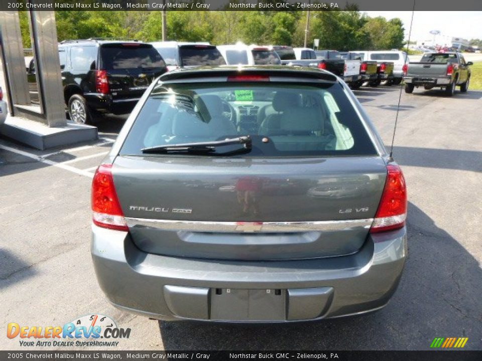 2005 Chevrolet Malibu Maxx LS Wagon Medium Gray Metallic / Gray Photo #6