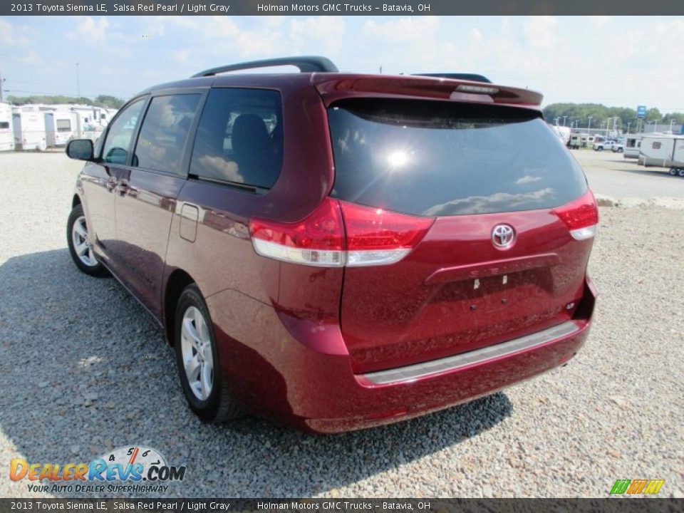 2013 Toyota Sienna LE Salsa Red Pearl / Light Gray Photo #27