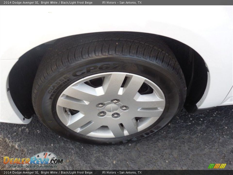 2014 Dodge Avenger SE Bright White / Black/Light Frost Beige Photo #5