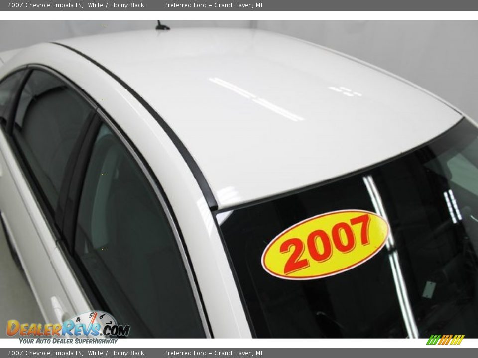 2007 Chevrolet Impala LS White / Ebony Black Photo #7