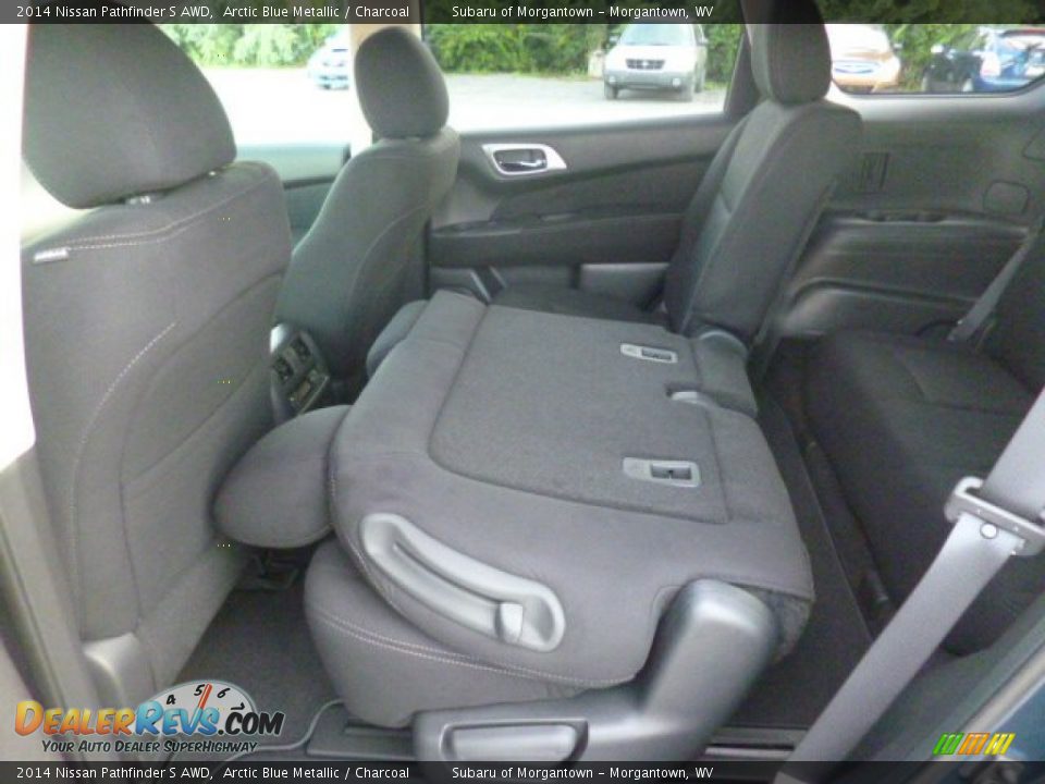 2014 Nissan Pathfinder S AWD Arctic Blue Metallic / Charcoal Photo #13