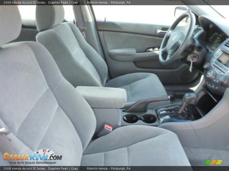 2006 Honda Accord SE Sedan Graphite Pearl / Gray Photo #16