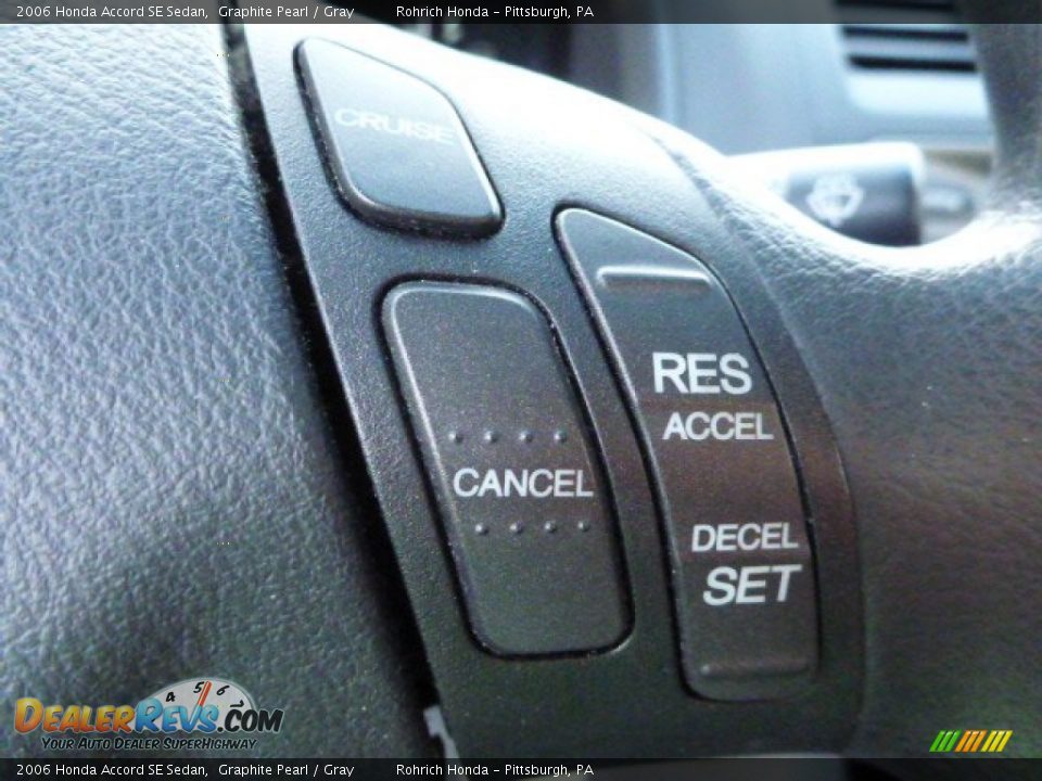 2006 Honda Accord SE Sedan Graphite Pearl / Gray Photo #21