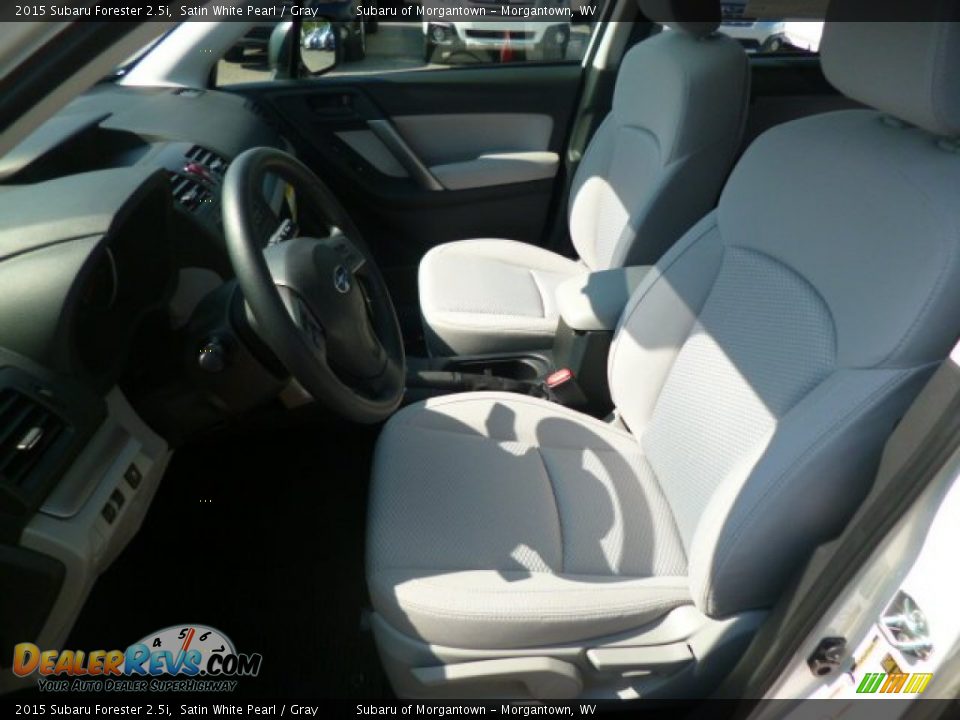 2015 Subaru Forester 2.5i Satin White Pearl / Gray Photo #15