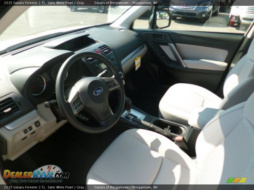 2015 Subaru Forester 2.5i Satin White Pearl / Gray Photo #16