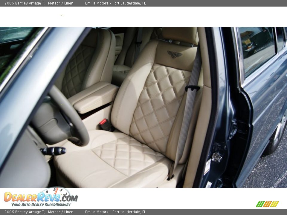Front Seat of 2006 Bentley Arnage T Photo #9
