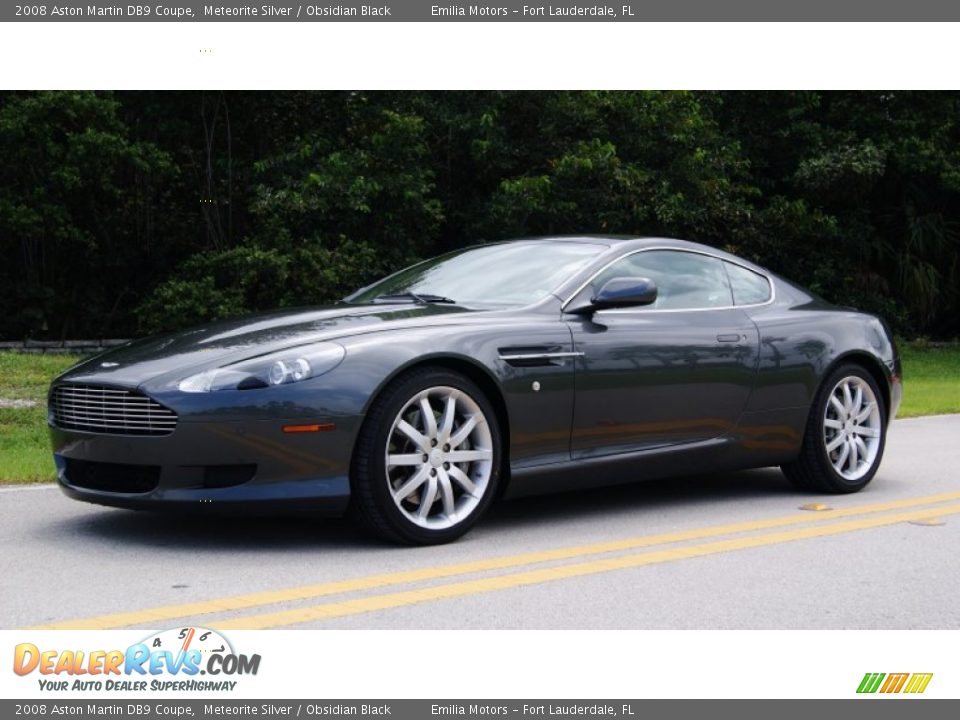 Front 3/4 View of 2008 Aston Martin DB9 Coupe Photo #2
