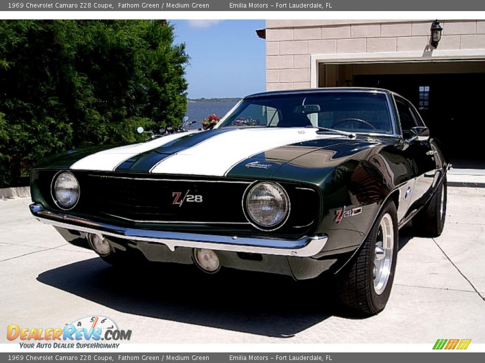Front 3/4 View of 1969 Chevrolet Camaro Z28 Coupe Photo #5