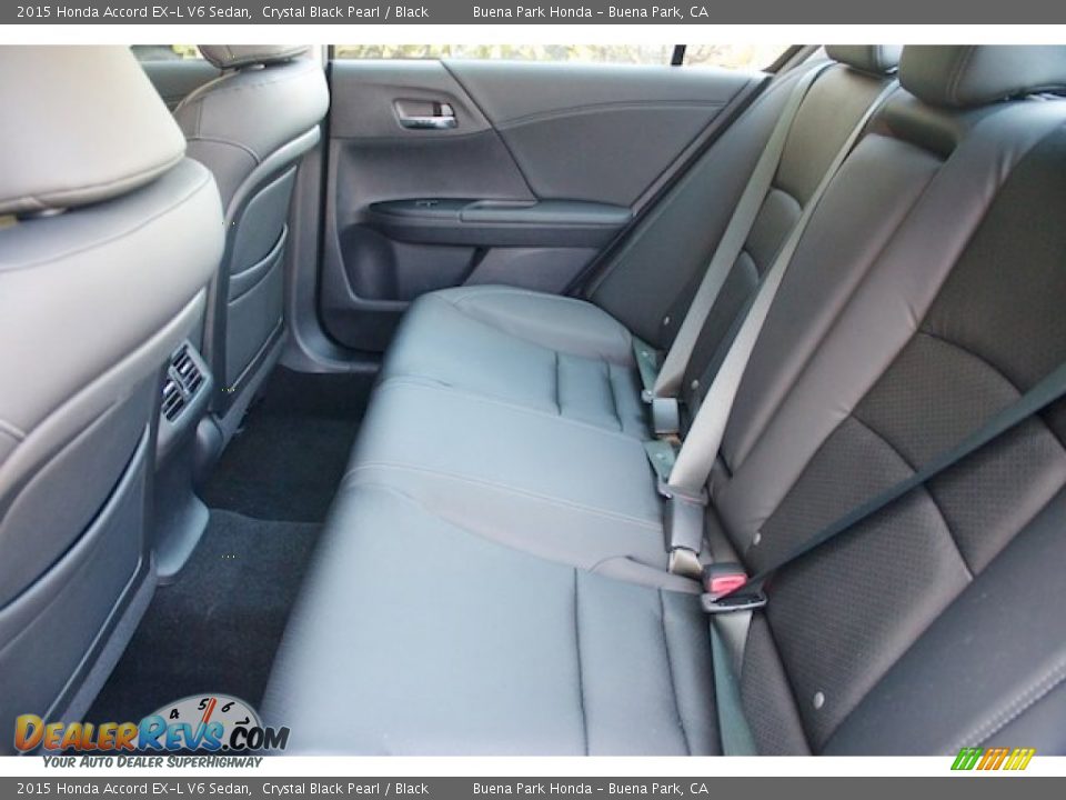 Rear Seat of 2015 Honda Accord EX-L V6 Sedan Photo #12