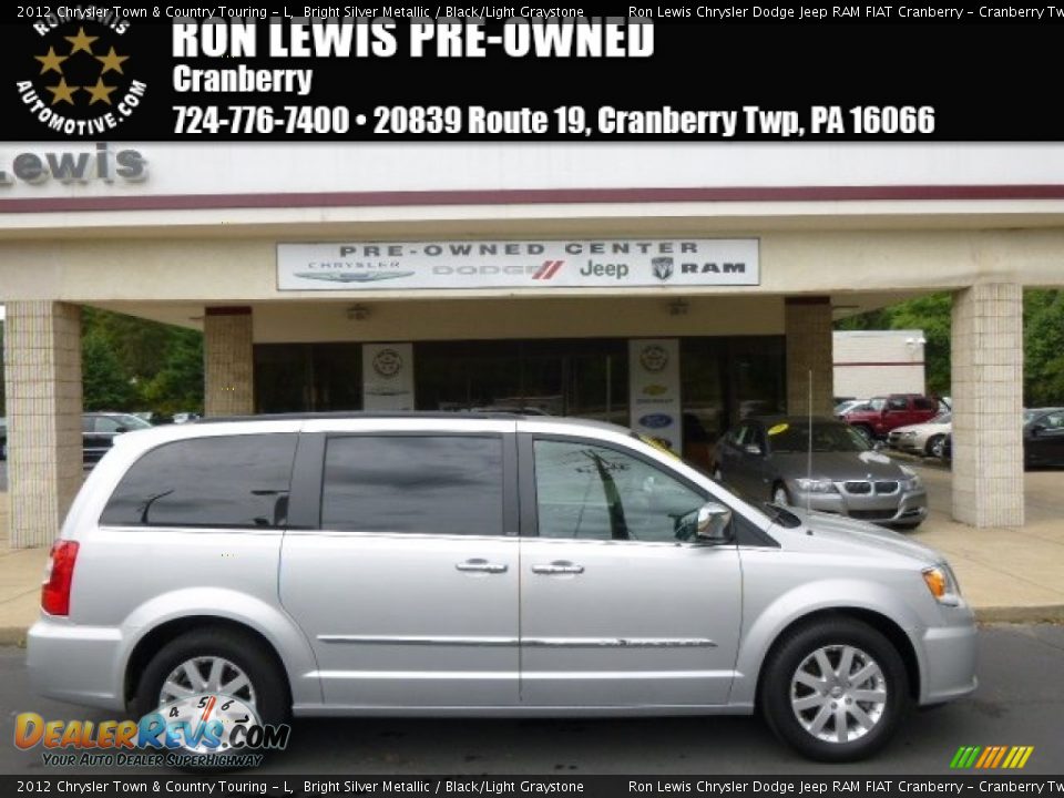 2012 Chrysler Town & Country Touring - L Bright Silver Metallic / Black/Light Graystone Photo #1
