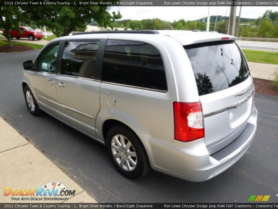 2012 Chrysler Town & Country Touring - L Bright Silver Metallic / Black/Light Graystone Photo #6