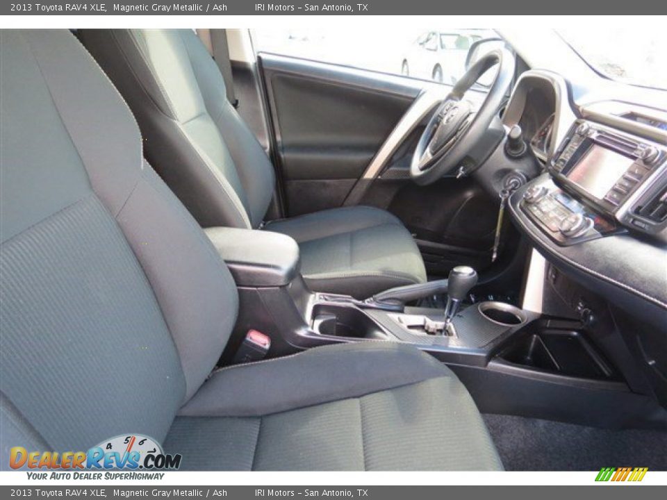 2013 Toyota RAV4 XLE Magnetic Gray Metallic / Ash Photo #13