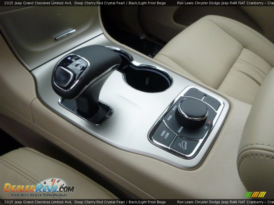2015 Jeep Grand Cherokee Limited 4x4 Deep Cherry Red Crystal Pearl / Black/Light Frost Beige Photo #15