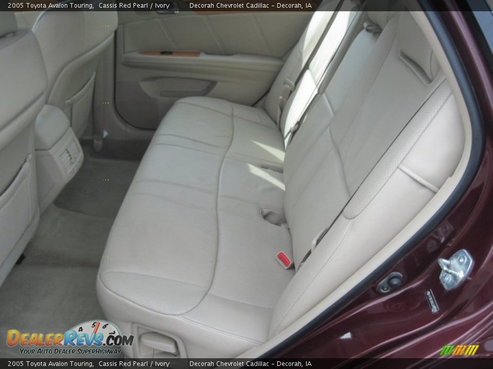 2005 Toyota Avalon Touring Cassis Red Pearl / Ivory Photo #8