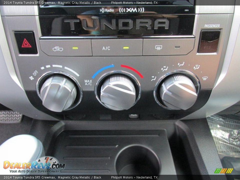 2014 Toyota Tundra SR5 Crewmax Magnetic Gray Metallic / Black Photo #29