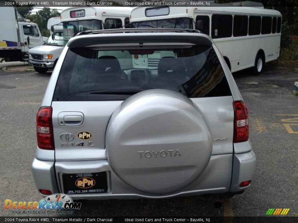 2004 Toyota RAV4 4WD Titanium Metallic / Dark Charcoal Photo #15