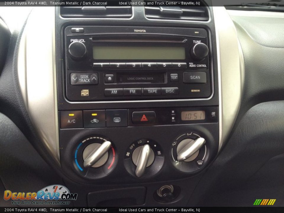 2004 Toyota RAV4 4WD Titanium Metallic / Dark Charcoal Photo #30