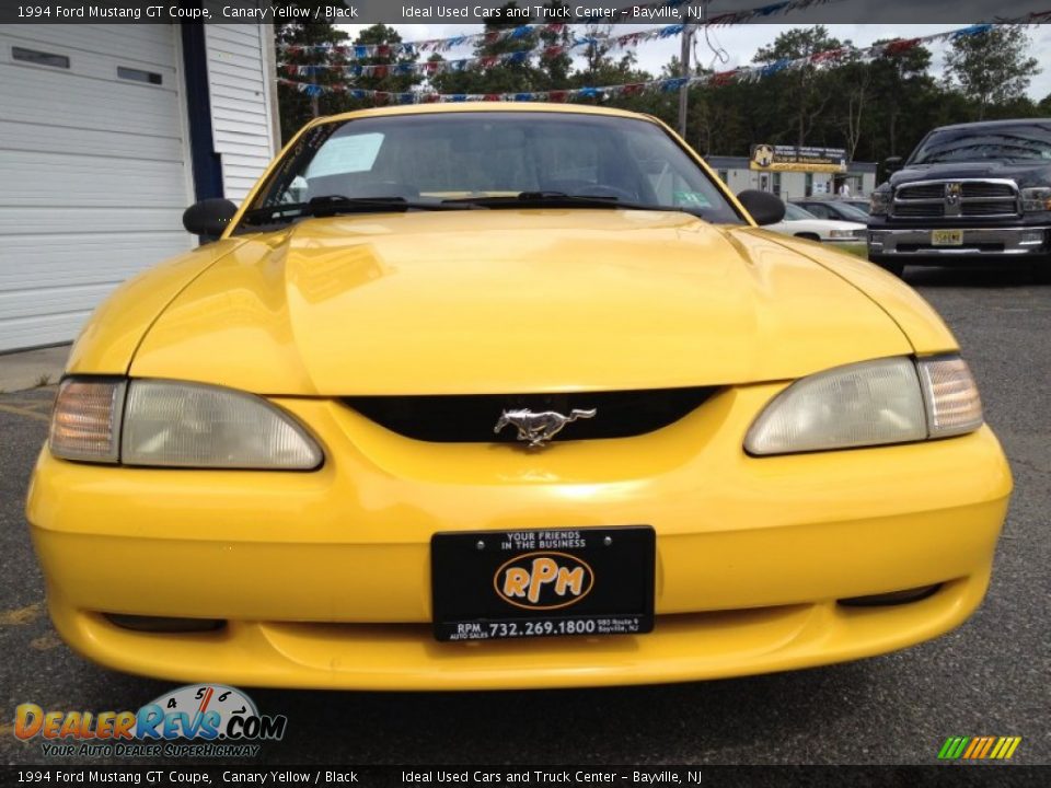 1994 Ford Mustang GT Coupe Canary Yellow / Black Photo #4