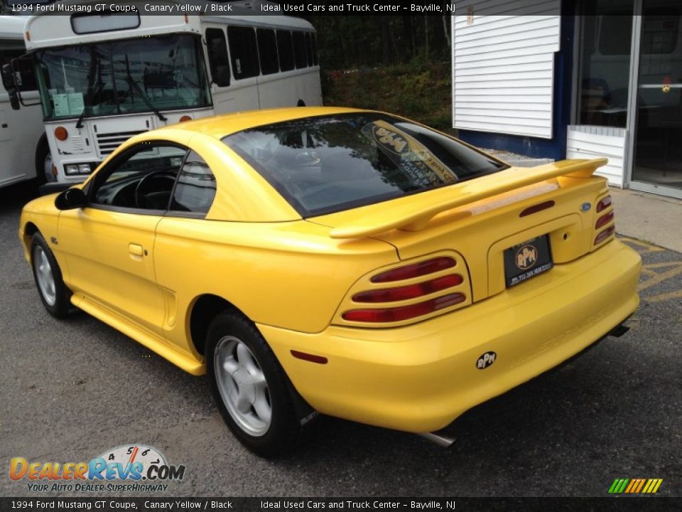 1994 Ford Mustang GT Coupe Canary Yellow / Black Photo #15