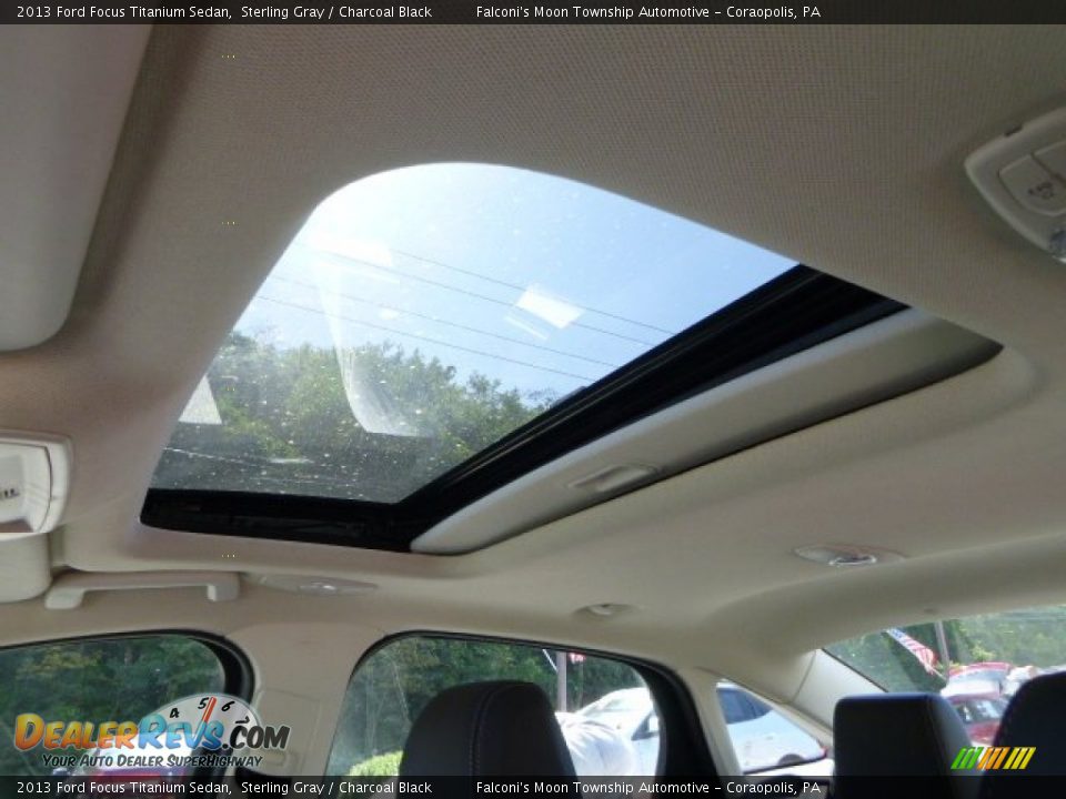 2013 Ford Focus Titanium Sedan Sterling Gray / Charcoal Black Photo #19