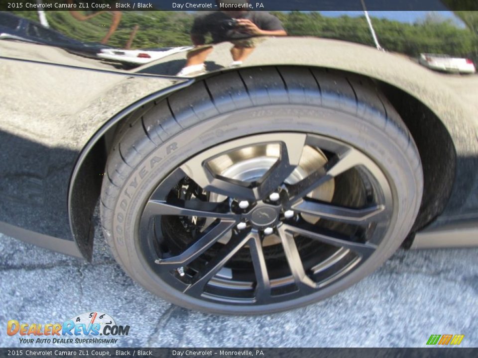 2015 Chevrolet Camaro ZL1 Coupe Wheel Photo #3