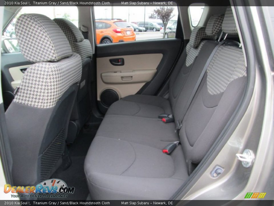 2010 Kia Soul ! Titanium Gray / Sand/Black Houndstooth Cloth Photo #21