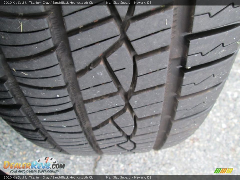 2010 Kia Soul ! Titanium Gray / Sand/Black Houndstooth Cloth Photo #23